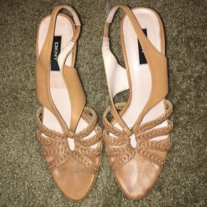 DKNY Woven Braided Sandals Heels Size 10